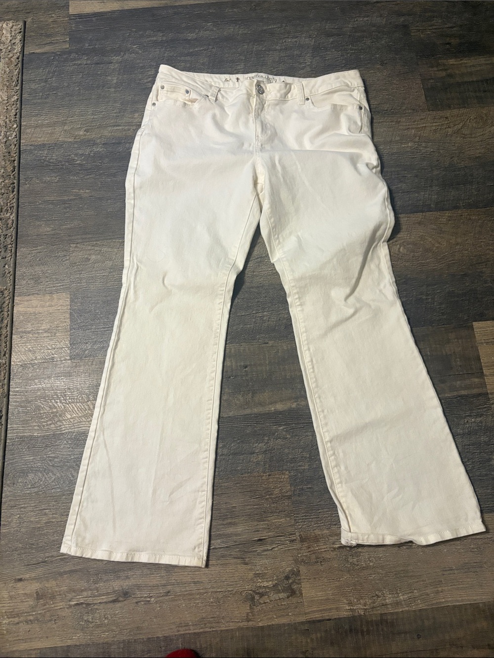 Jennifer Lopez White Flare Jeans - High-Rise Wide Leg